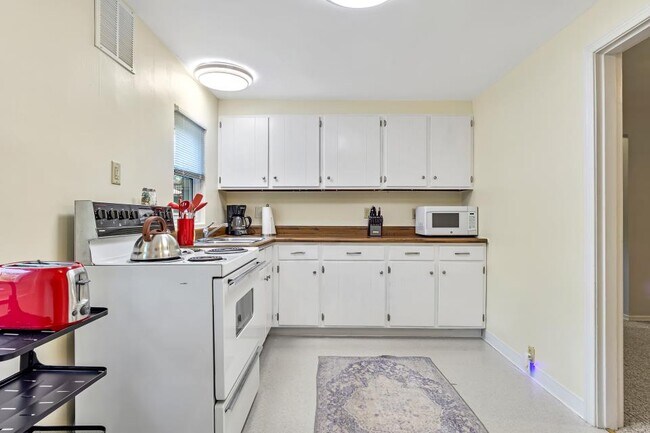 Photo - 1603 Jersey St