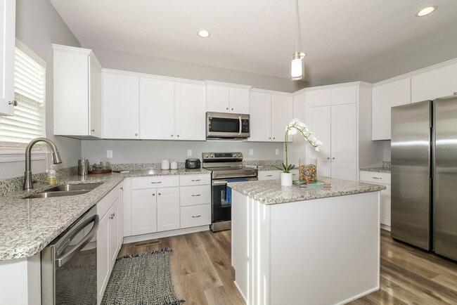 Photo - Fantastic 4bd/3ba home! Coming soon!