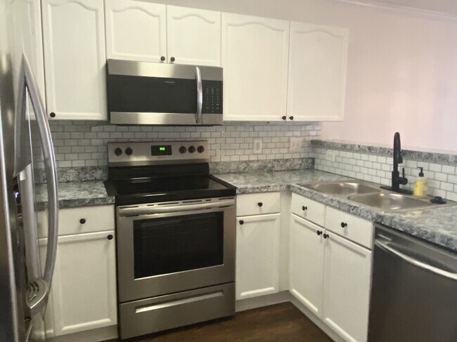 Photo - 1522 Harpers Inlet Dr