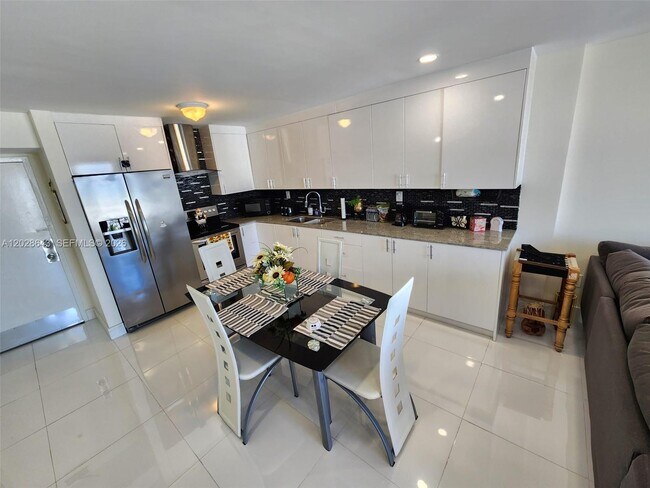 345 Ocean Dr Unit 602