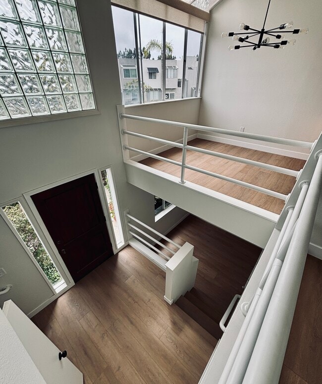 Photo - 501 Herondo St