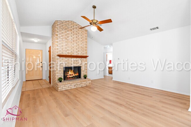 Photo - 1303 Chapel Creek Rd