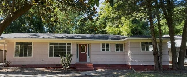 Building Photo - 1515 Wilhurst St Rental
