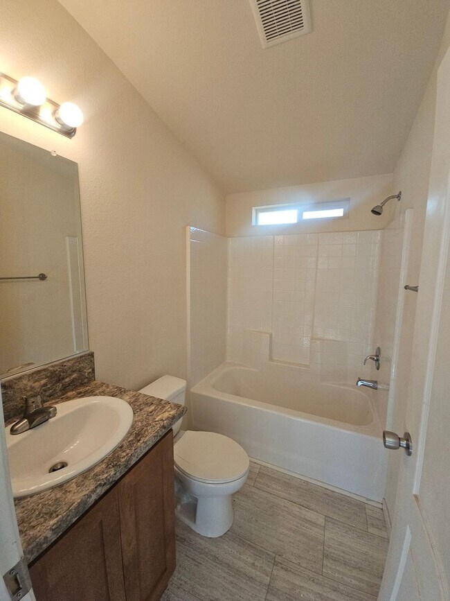 Photo - Newer 2 bedroom house on quiet street