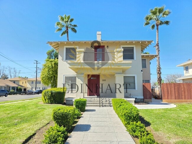 Building Photo - 1105 N College Ave