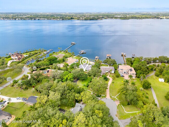 Photo - 165 Crispin St Casa