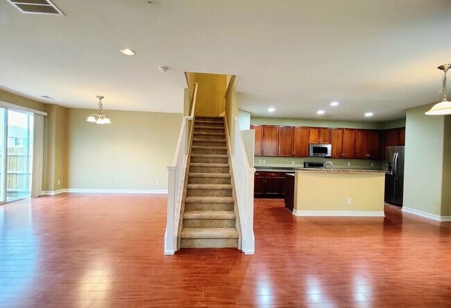 Photo - 9007 Apache Plume Dr