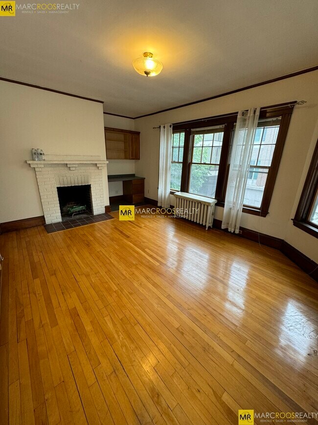 Photo - 15 Story St Condo Unit 36