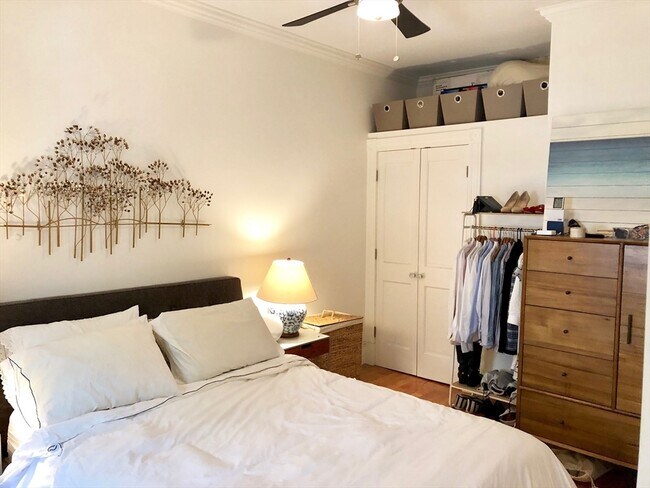 Photo - 247 Newbury St Apartamento Unidad 2R