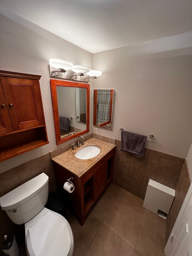 Baño - 2727 Folsom St Unidad 306