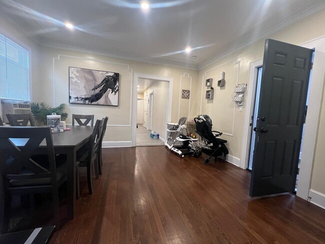 Photo - 12 Newcomb Pl Unit 2