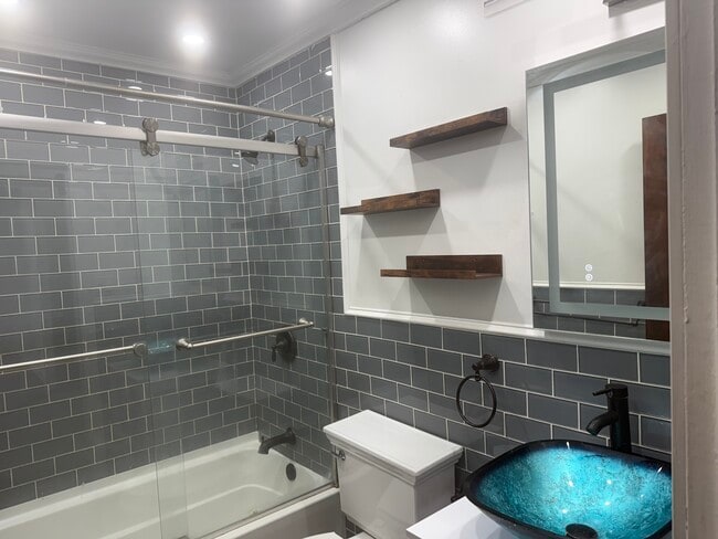 Photo - 54 Murray Ave Unidad 2nd floor