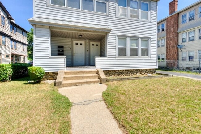 Photo - 377 Chandler St Unit 1