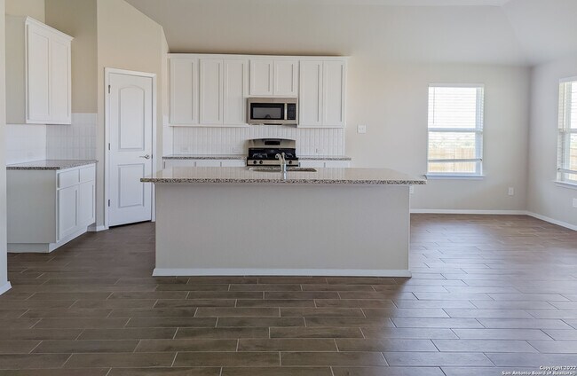 Photo - 139 Spiny Lizard Ln