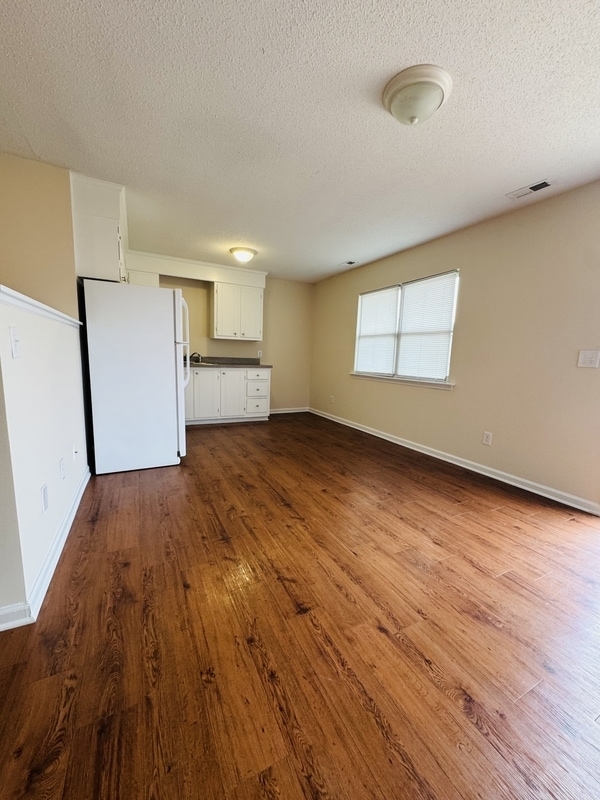 Photo - 3033 Adams Blvd