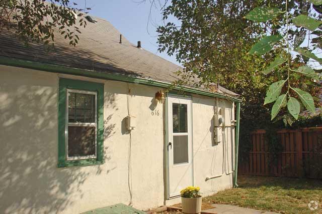 Building Photo - 2 bedroom in Billings MT 59101 Rental