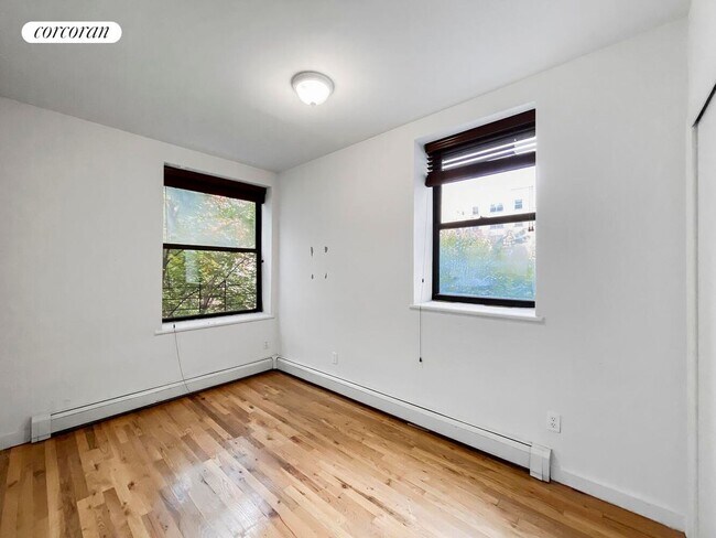 Photo - 315 W 116th St