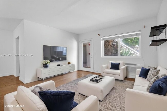 Building Photo - 320 85th St Unit 4