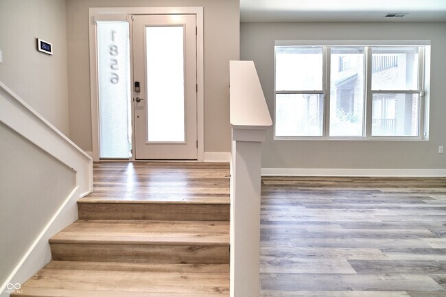 1856 McQuat Pl