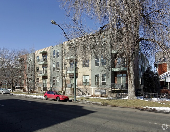 Photo - 1700 Emerson St