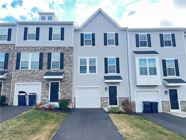 Photo - 4958 Brookside Ct Townhome