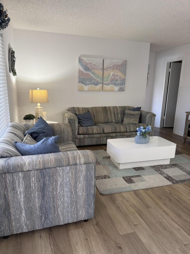 Photo - 133 Lake Pine Cir Unidad A-2