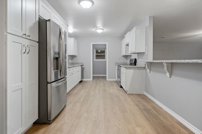 Photo - 1347 E Palm Dr