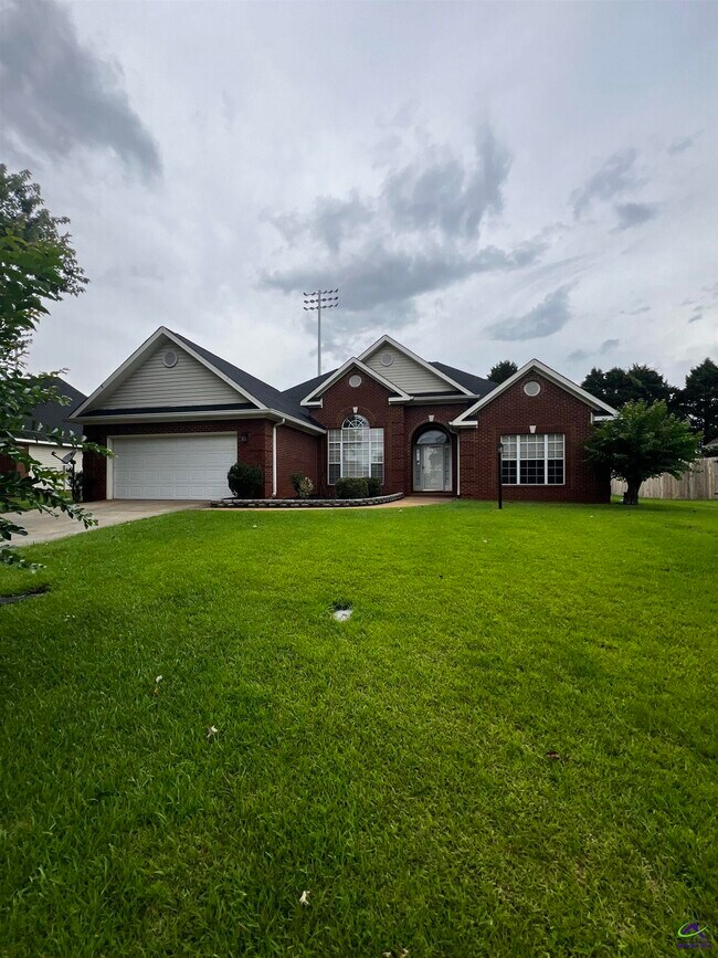 Photo - 306 Hummingbird Ln