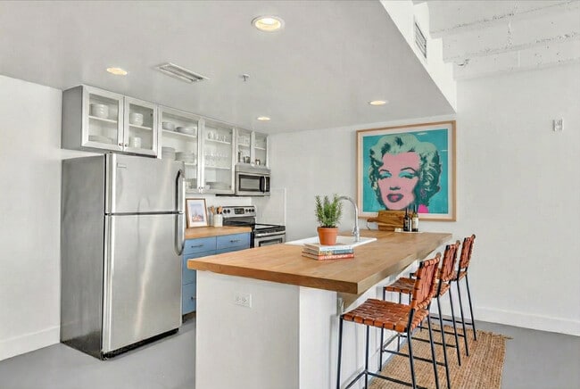 Photo - Drayton Tower