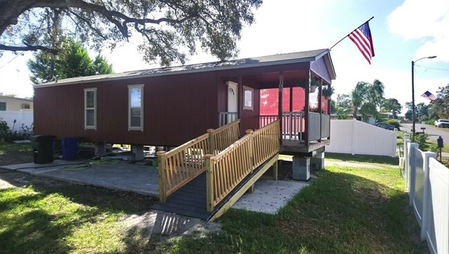 Photo - 2108 Roselawn Dr House