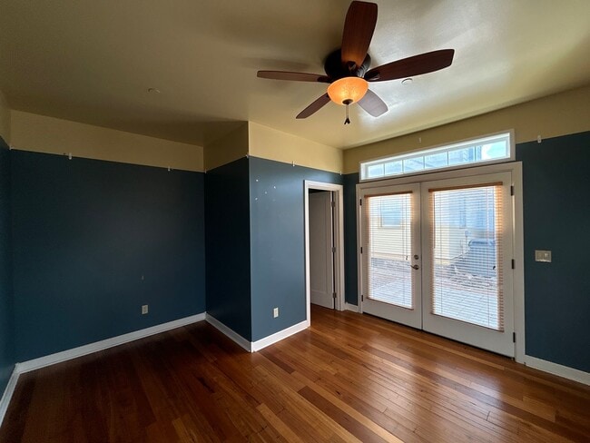 Photo - 2 Bedroom / 1.5 Bath Executive Apartment i...