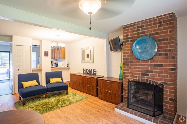 The Shamrock- 2BR, 1.5BA
