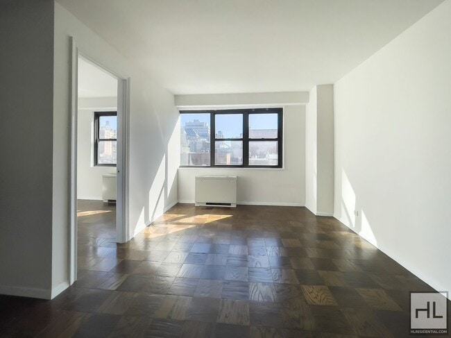 E 16 ST - E 16 ST Unit 7DE