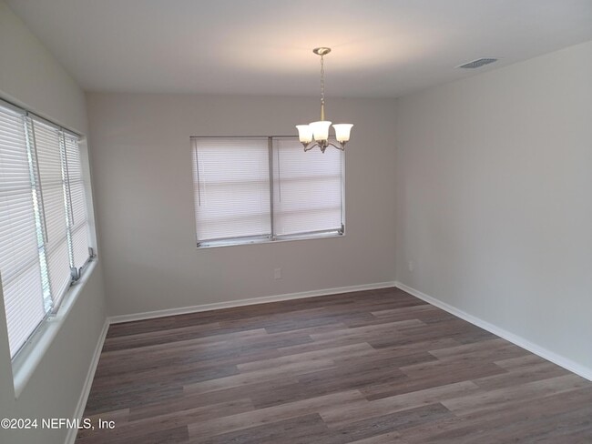 5869 White Sands Rd