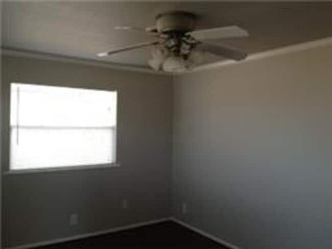 Photo - Great 3 bedroom, 1 bath home