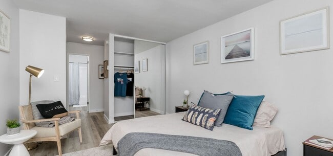 One Bedroom (Renovated) - Violet on Virgil