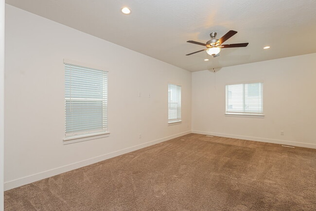 Photo - 4728 Rustic Ranch Way