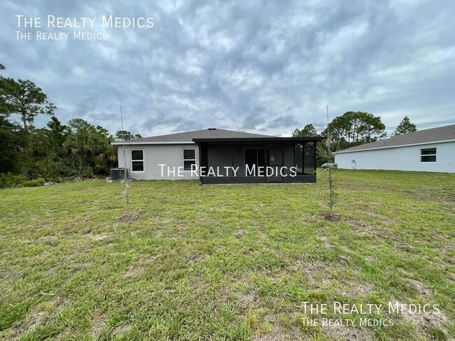 Photo - 2914 Tishman Rd SE