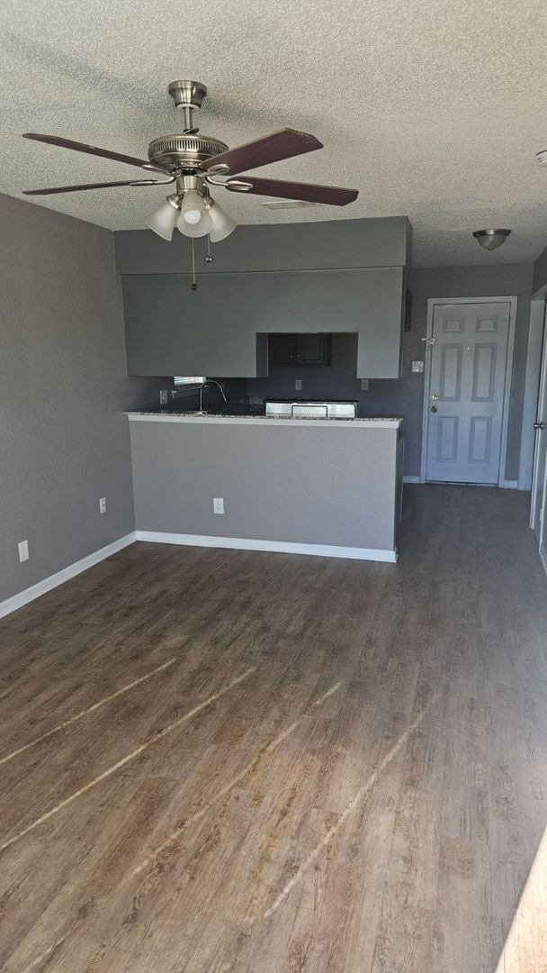 Photo - 4959-4965 Miller Ave Unit 4959