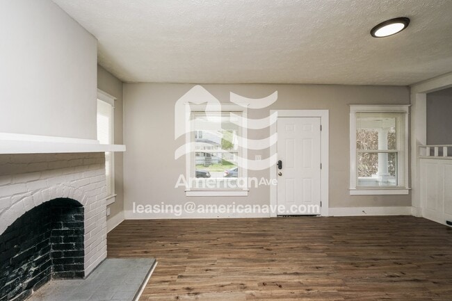 Photo - 515 W Whitney Ave