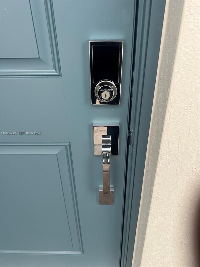 Photo - 141 SW 171st Ave