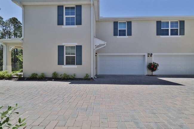 Photo - Venetian Bay 3BR 2.5BA Townhome For Rent