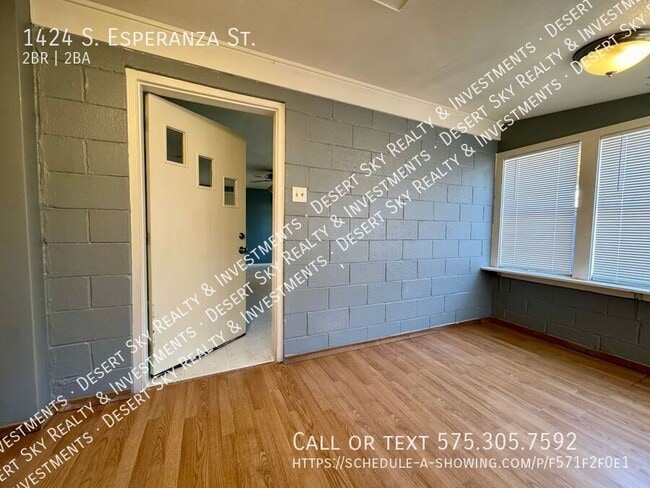 Photo - 1424 S Esperanza St