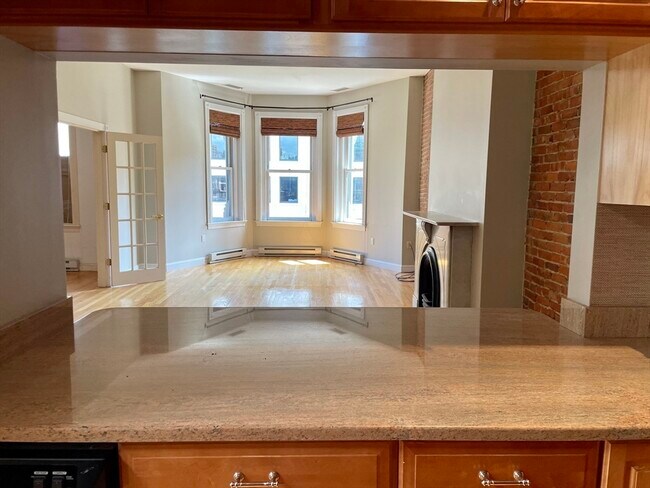 Photo - 123 Newbury St Unit 4