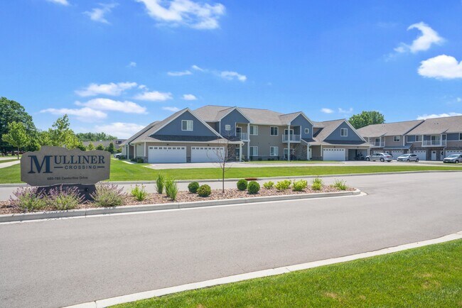 Building Photo - Mulliner Crossing