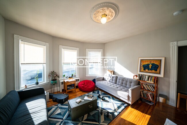 Photo - 63 Hillside St Unit 1