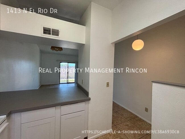Photo - 1413 N El Rio Dr