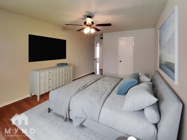 Photo - 7145 Romford Way