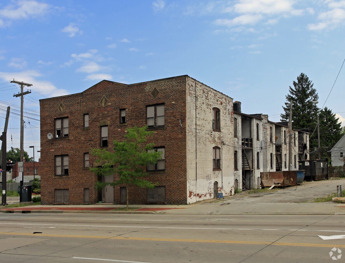 The Franklin Apartments - The Franklin Apartments