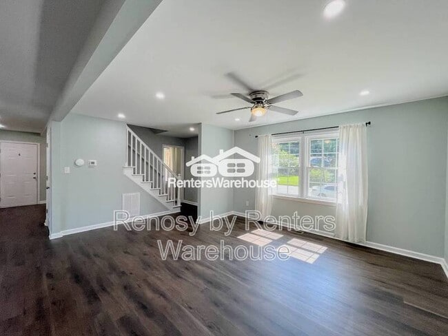 Photo - 190 Devon Pl